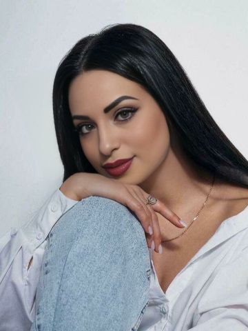 Аюми Элит Дама